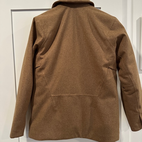 Rare Lululemon Lab Jacket bought in NYC FEB 2020. Excellent condition. - Picture 3 of 4